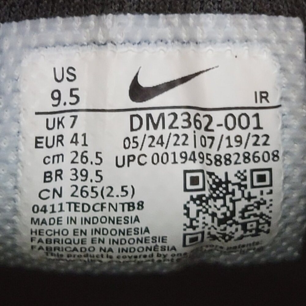 WMNS NIKE Air Max Plus Black Black White - Picture 10 of 10